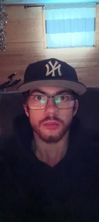 Cameron Courtoreille