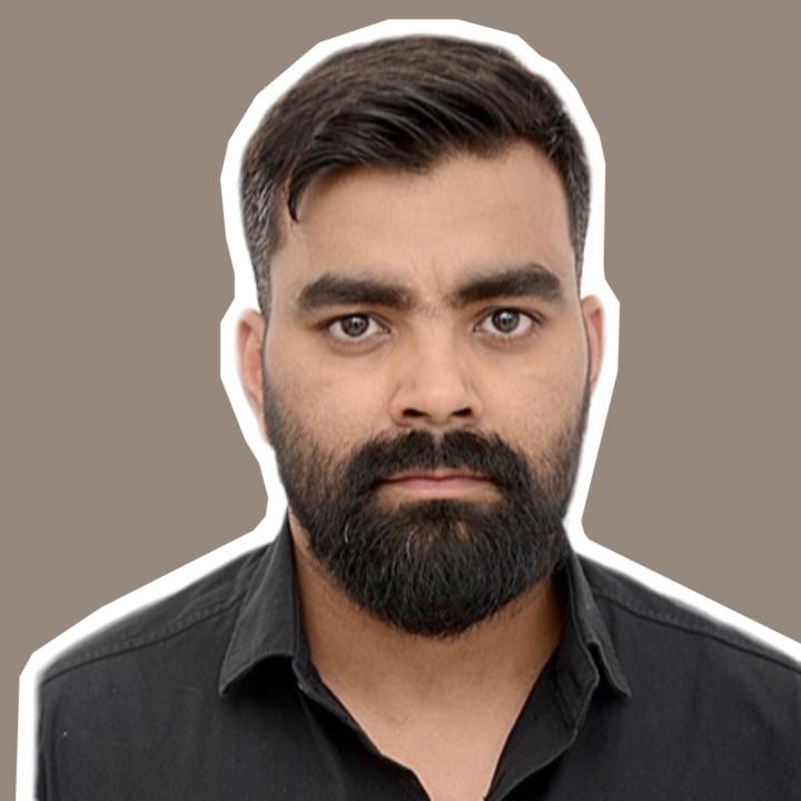 Nadeem Arof