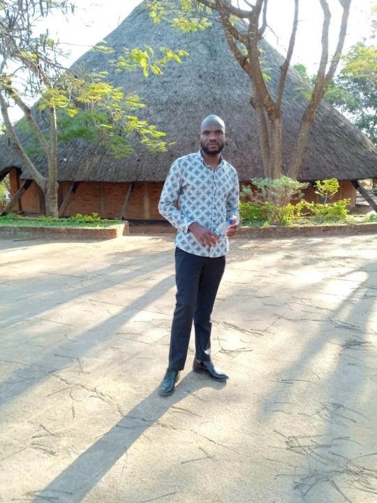 Mike Dzinkambani