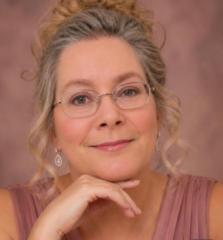 Julie Findleton