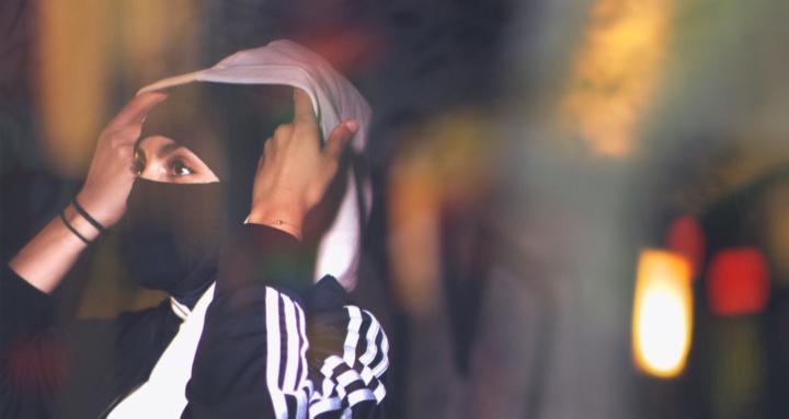 LIONNES OF COACH NALA