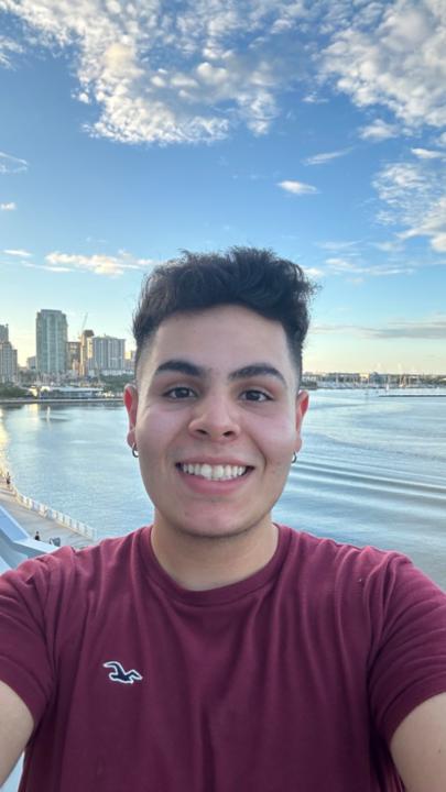 Isaac Contreras