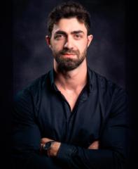 Jonathan Tav