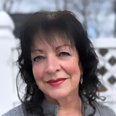 Lorraine Kearn