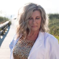 Lisa Murray