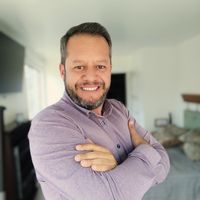 Luis Alcázar