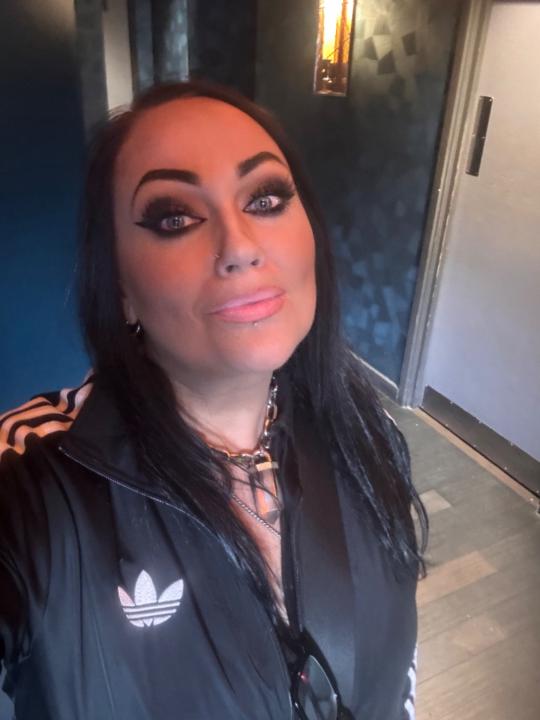 Lisa Matthews