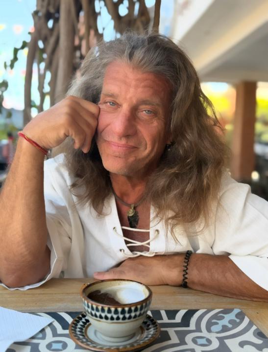 Hey everyone, I’m Eddi 👋