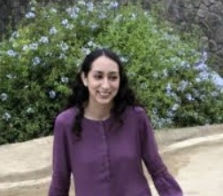 Dania De La Cruz