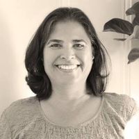 Yolanda Mendiveles