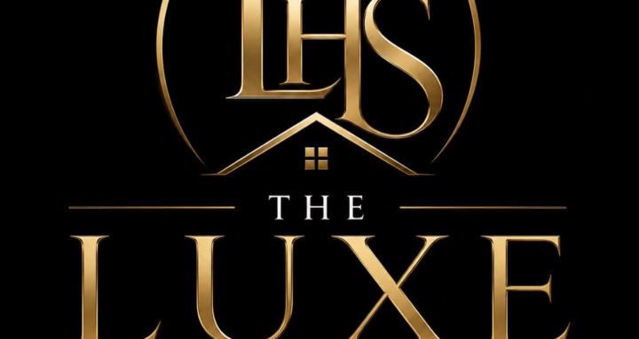 The Luxe Hosting Society™️