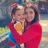 Andrea González Flores