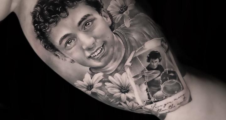 Black & Grey Galleries