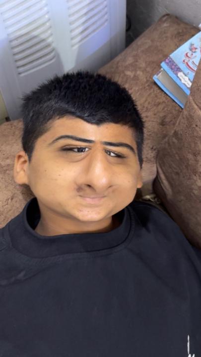 H S