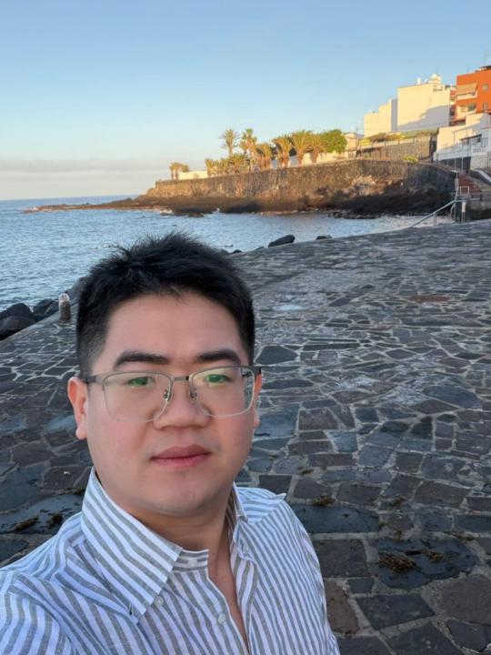 Zeyu Wei