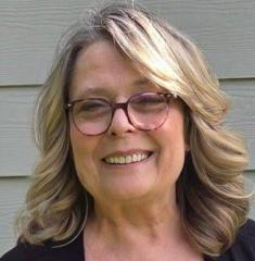 Marilyn Comer