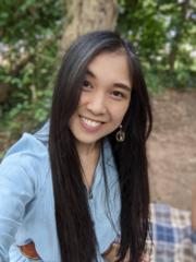 Naomi Hoang
