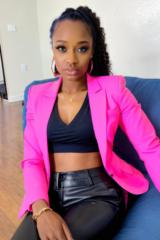 Moniquie M