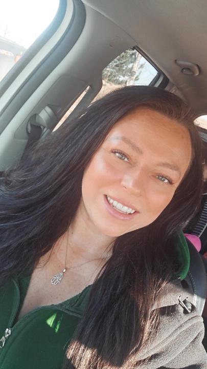 Nicole Vangh