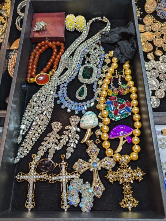 Private Jewelry Auction #3 is HOT 🎯