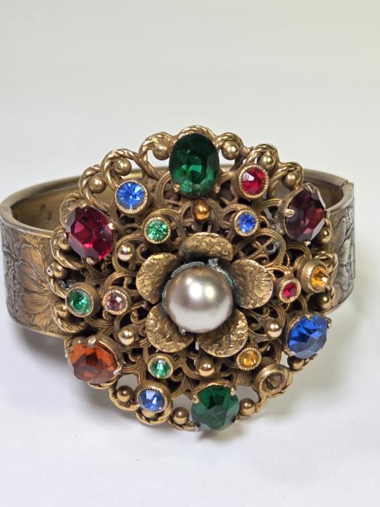 Jewelry Identification 