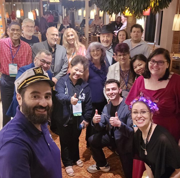 Lets go on a cruise with 450 entrepreneurs together