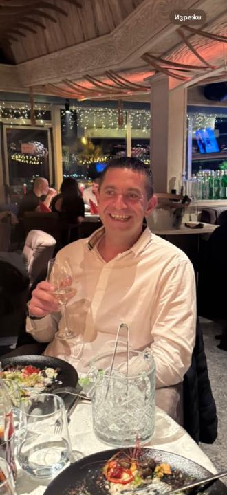 Момчил Владиславов