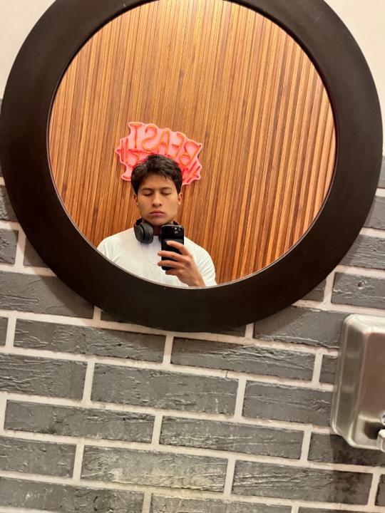 Santiago Velez Guzman