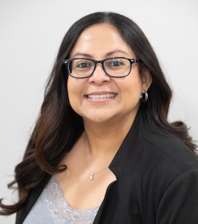 Lori Valenzuela