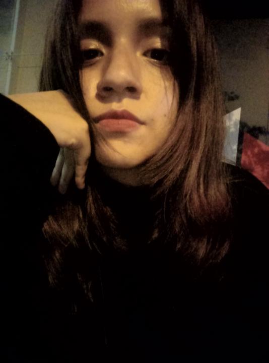 Angélica Mari Flores