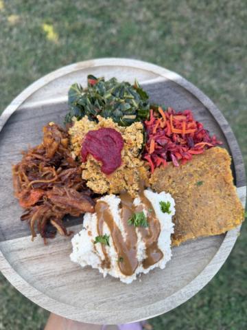 Chakra Chow Raw Kitchen gallery image