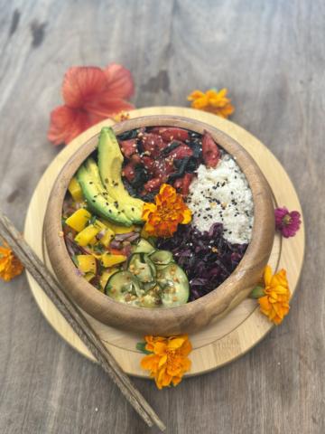 Chakra Chow Raw Kitchen gallery image