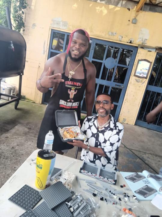 Hollywood HotDog Freeney