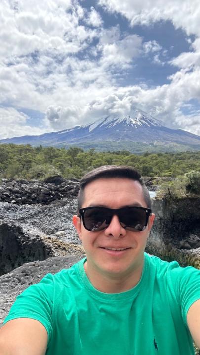 Adrian Tovar