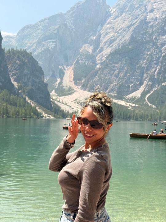 Nikole Bustos