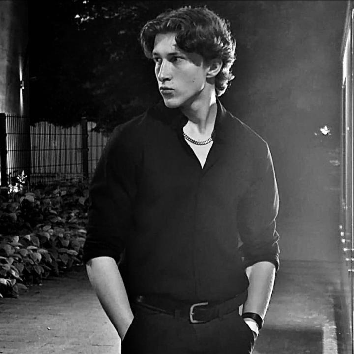 Alex D.