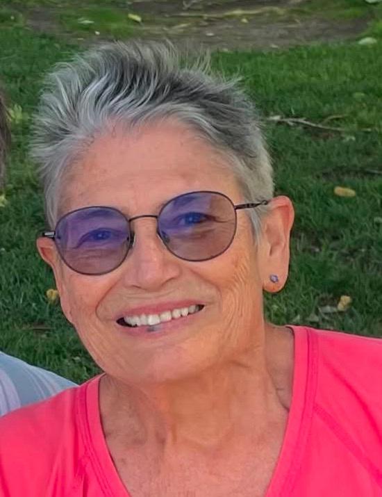 Iris MacKenzie