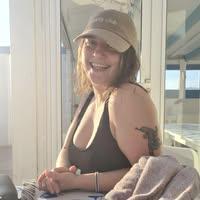 Lora Dennett