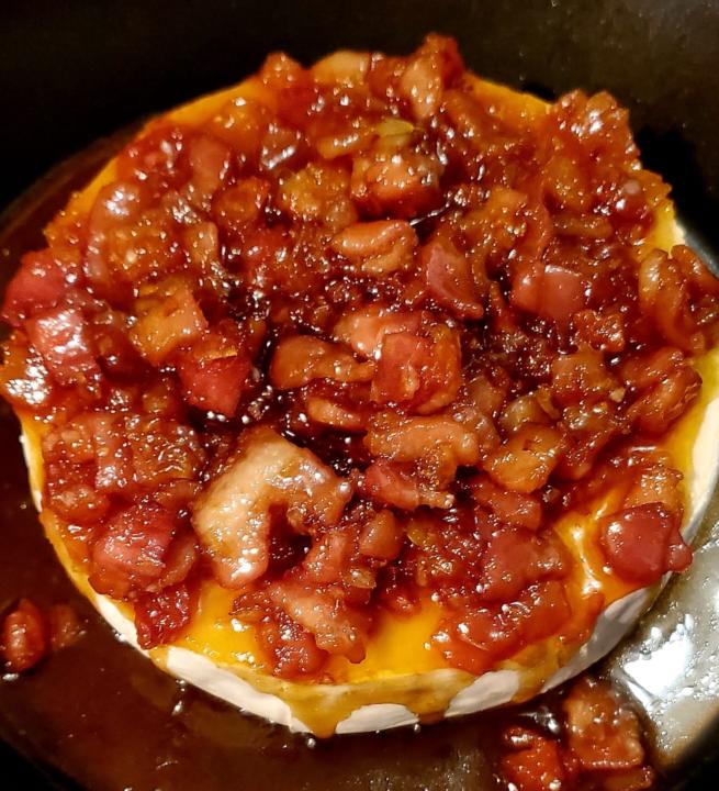 Confiture de bacon et d'oignons au sirop d'érable.