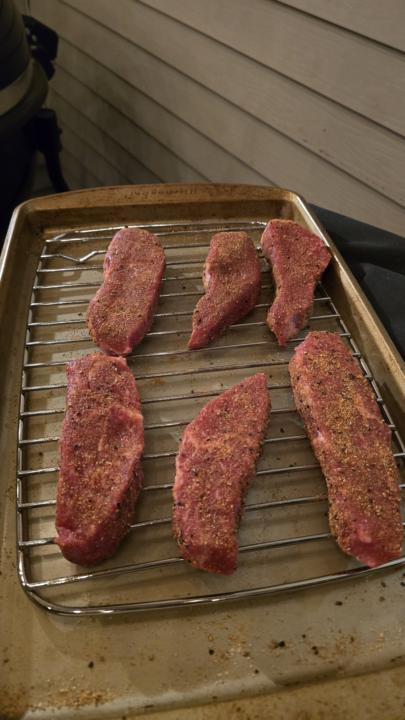 Steaks Tri-tip sur le Summit