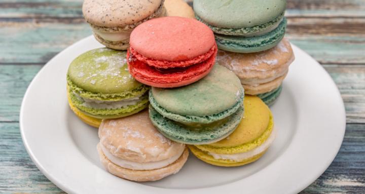 Macarons and More