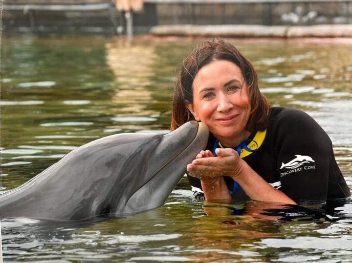 Elaine Johnston-Giffin