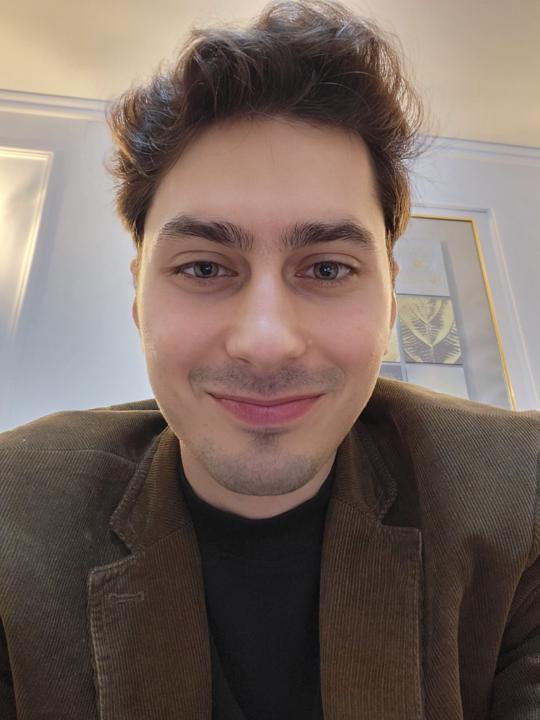 Mures Mugur Lamasanu