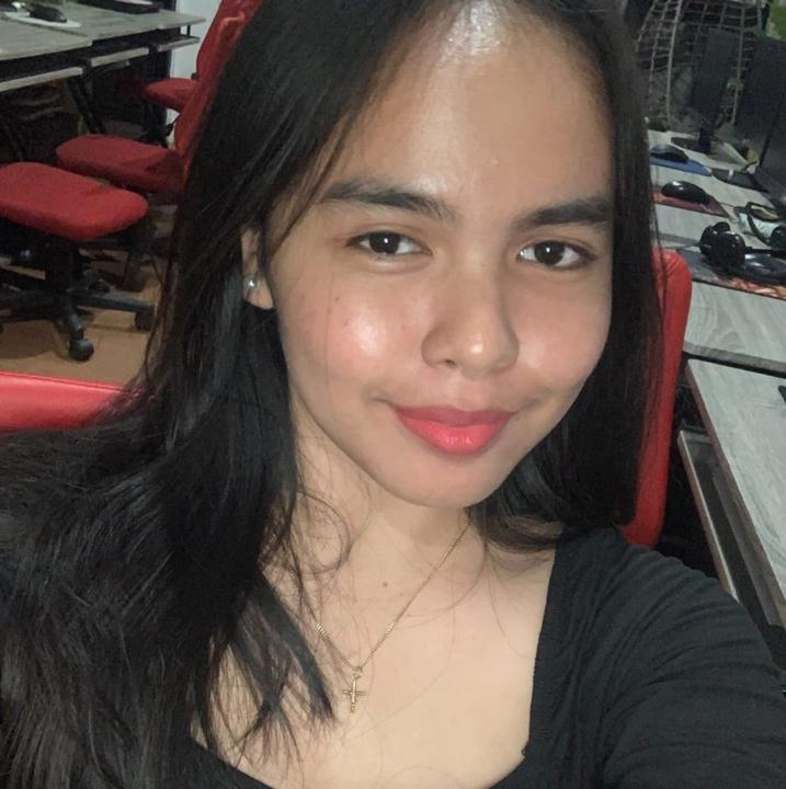 Krishia Mae Calabroso