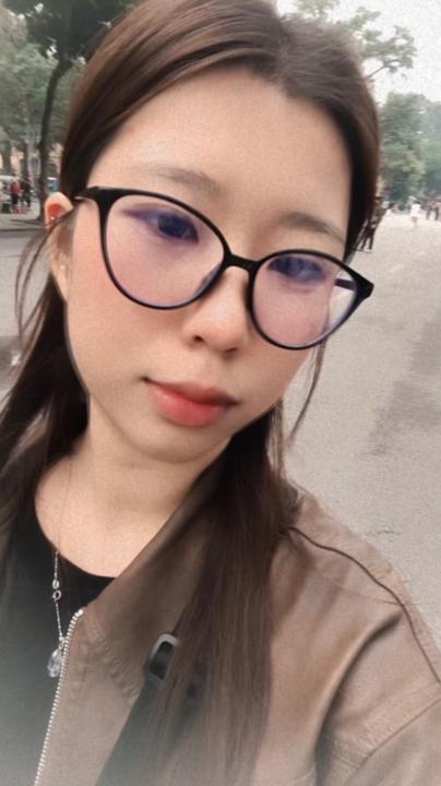 Mia Vu
