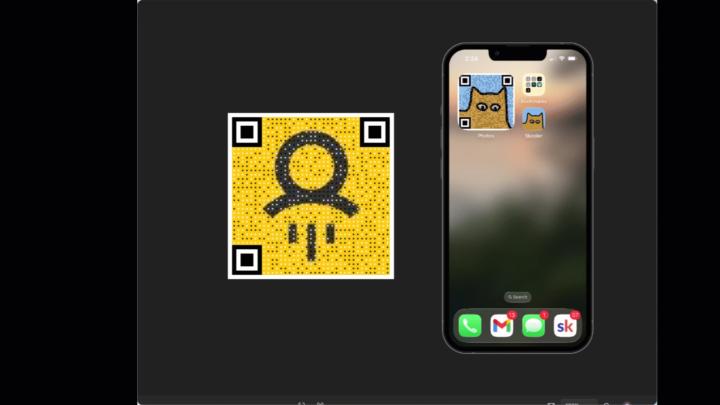 🎁 Free Logo QR Code