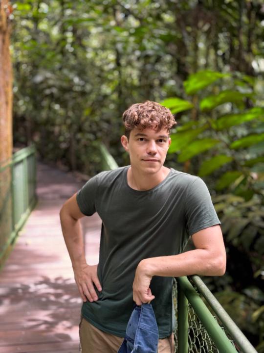 Damien L.