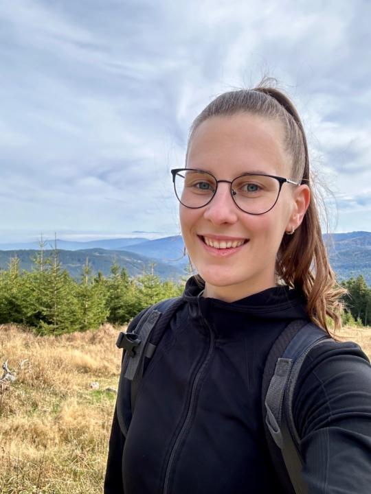Veronika Řmotová