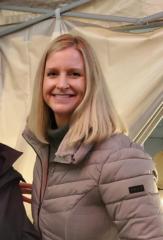 Julie Warner