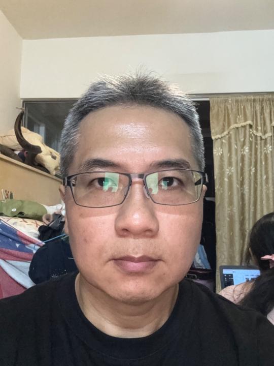 明達 董
